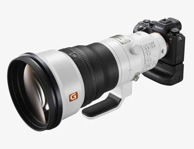 Sony-Fe-400mm-G-Master-gear-patrol-full-featured