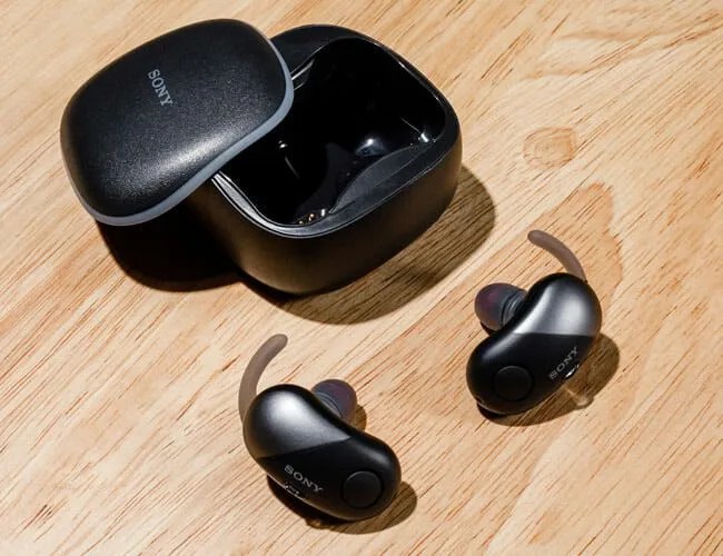 Sony-WF-SP700N-Headphone-Review-gear-patrol-lead-feature