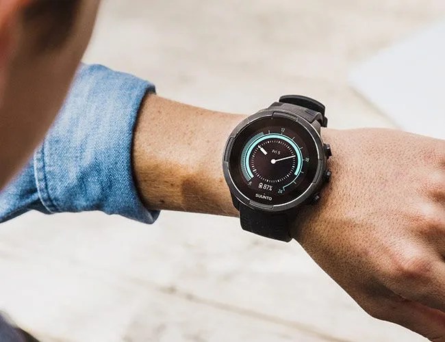 Suunto-9-Watch-gear-patrol-full-featured
