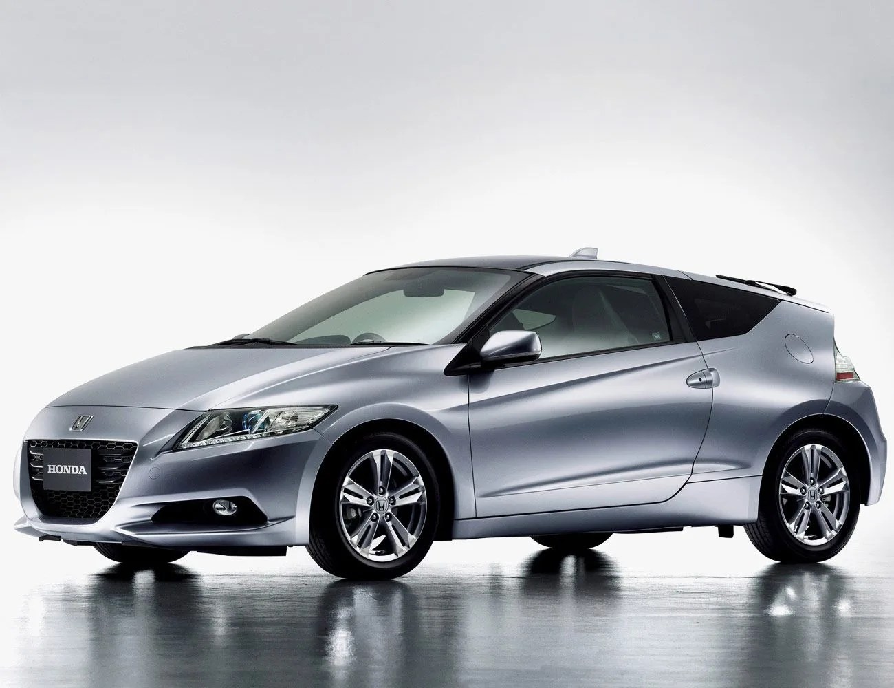 Terrible-Cars-We-Love-gear-patrol-Honda-CR-Z-v2