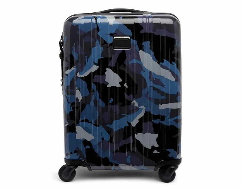 Tumi-Sale-gear-patrol-Continental-Expandable-Carry-On