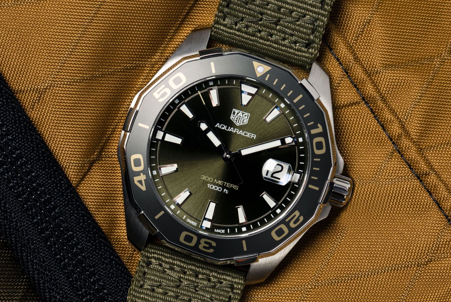best-gifts-for-grad-gear-patrol-full-lead-01