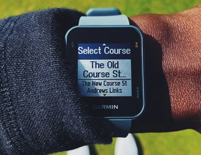 gear-patrol-garmin-rangefinder-review-lead-feature