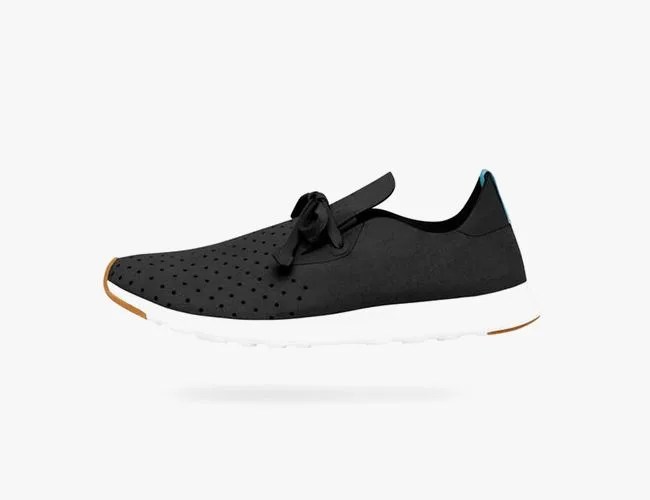 gear-patrol-native-shoes-apollo-moc-sale-feature-2