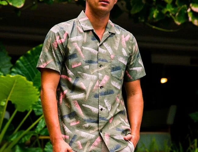 summer-patterned-shirts-gear-patrol-feature