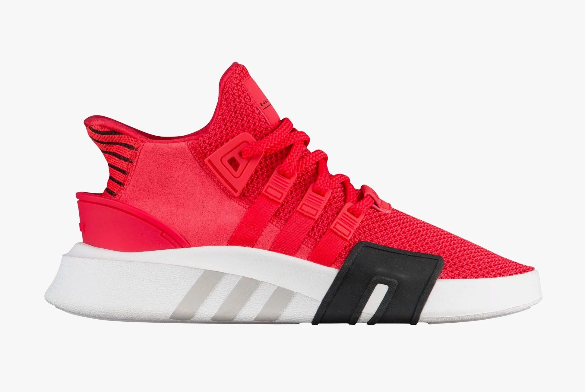 Adidas-Sneaker-Sale-gear-patrol-full-lead-2
