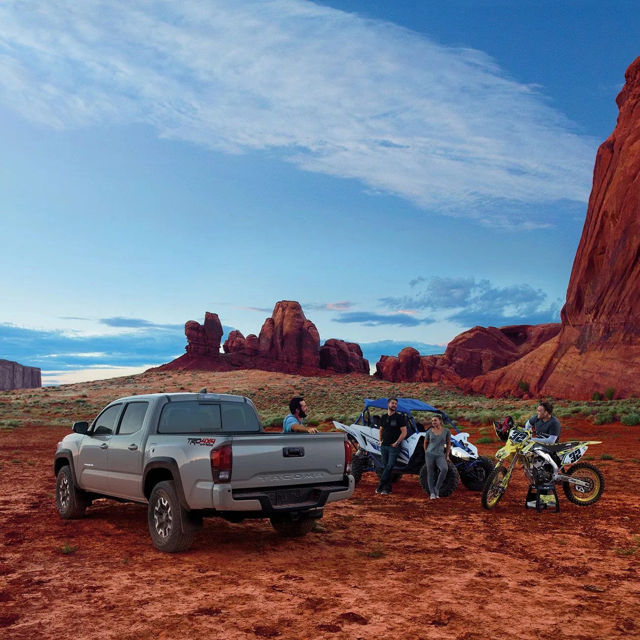 Best-Off-Roading-Truck-2018-Toyota-Tacoma-TRD-Off-Road-gear-patrol-ambiance