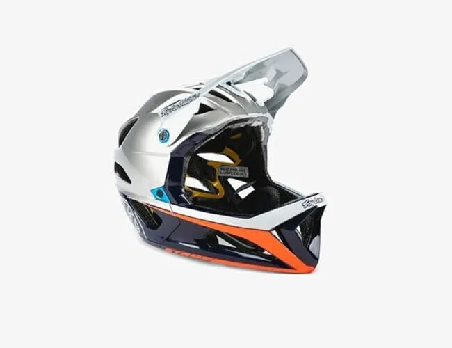 Eurobike-Gold-Awards-gear-patrol-stage
