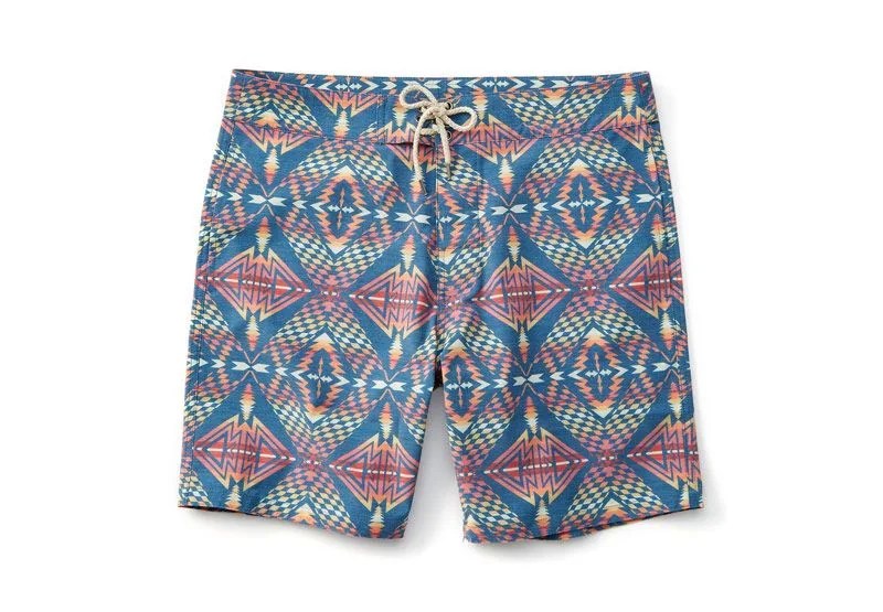 Faherty-x-Huckberry-gear-patrol-board-shorts