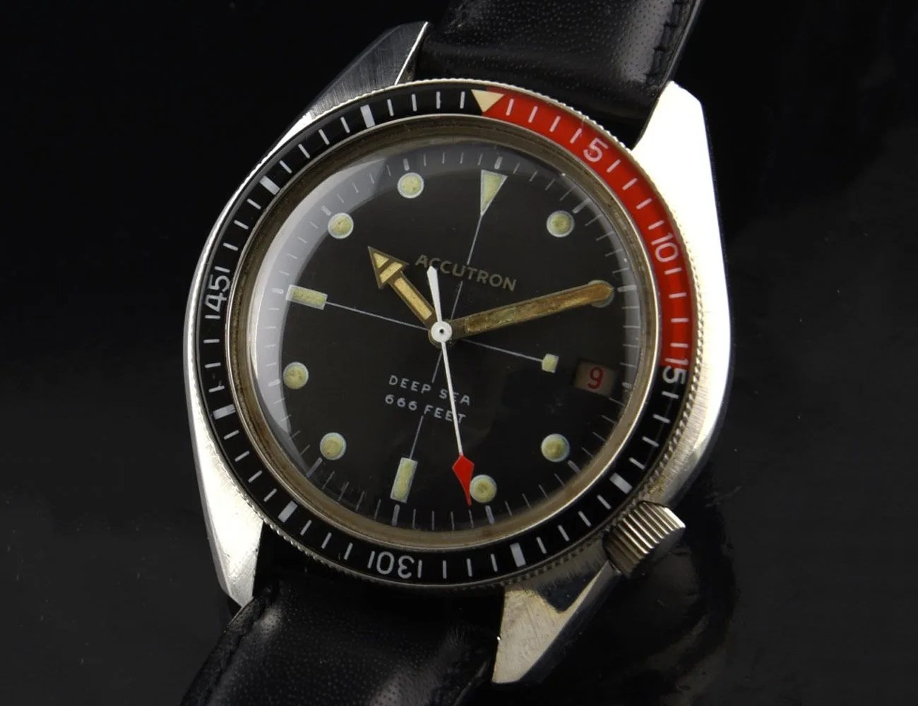 Found-Watches-0619-Gear-Patrol-Accutron