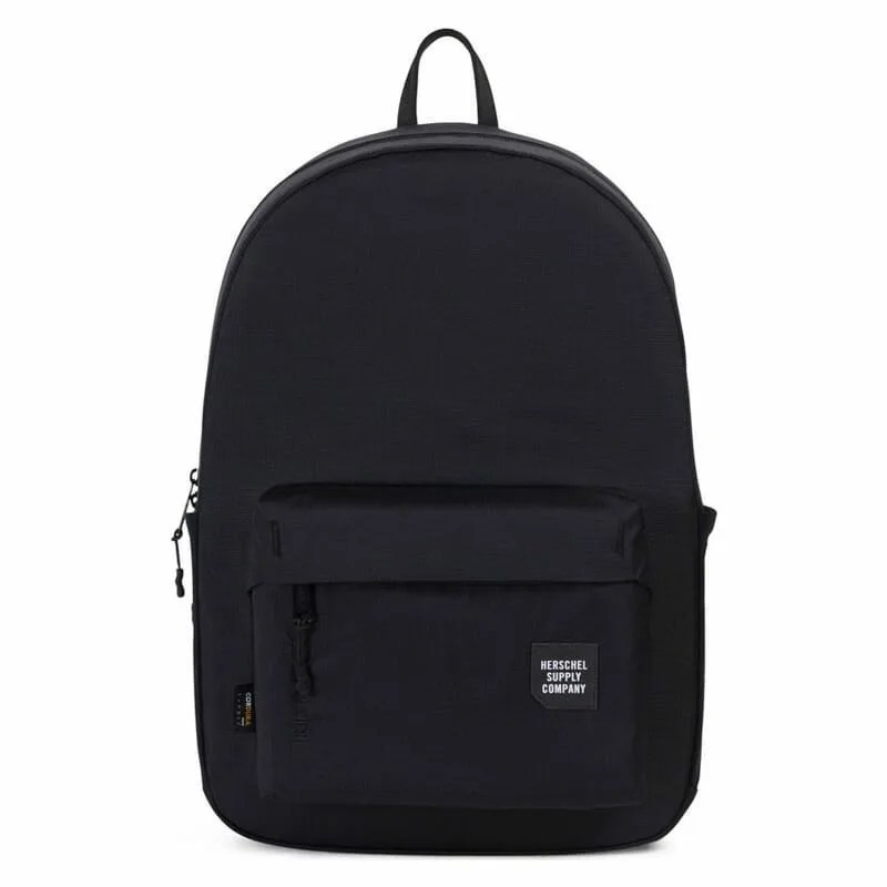 Herschel-Backpacks-gear-patrol-Rundle-Trail-Backpack
