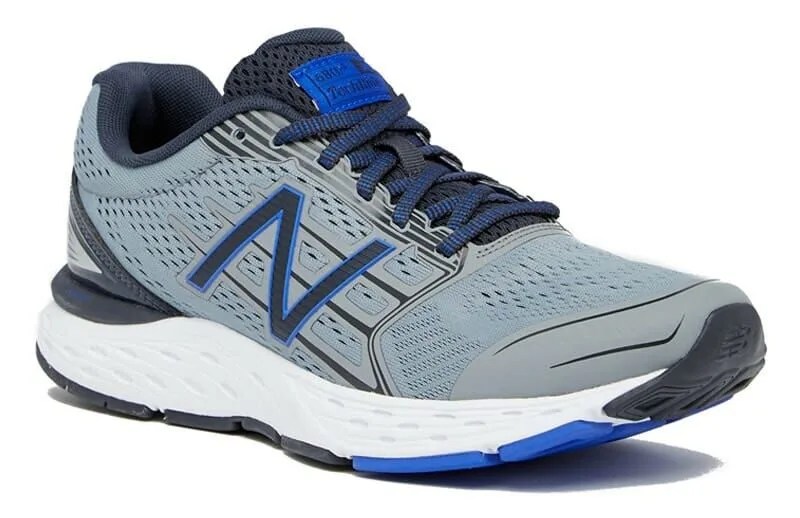 New-Balance-Running-Shoe-Deal-gear-patrol-M689v5