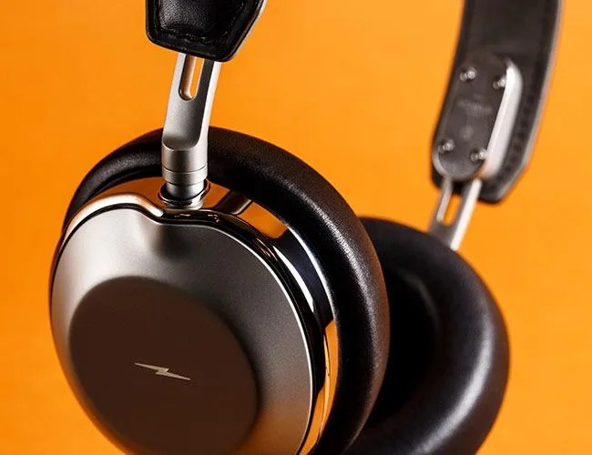 Shinola-Canfield-Over-Ear-Review-gear-patrol-lead-feature