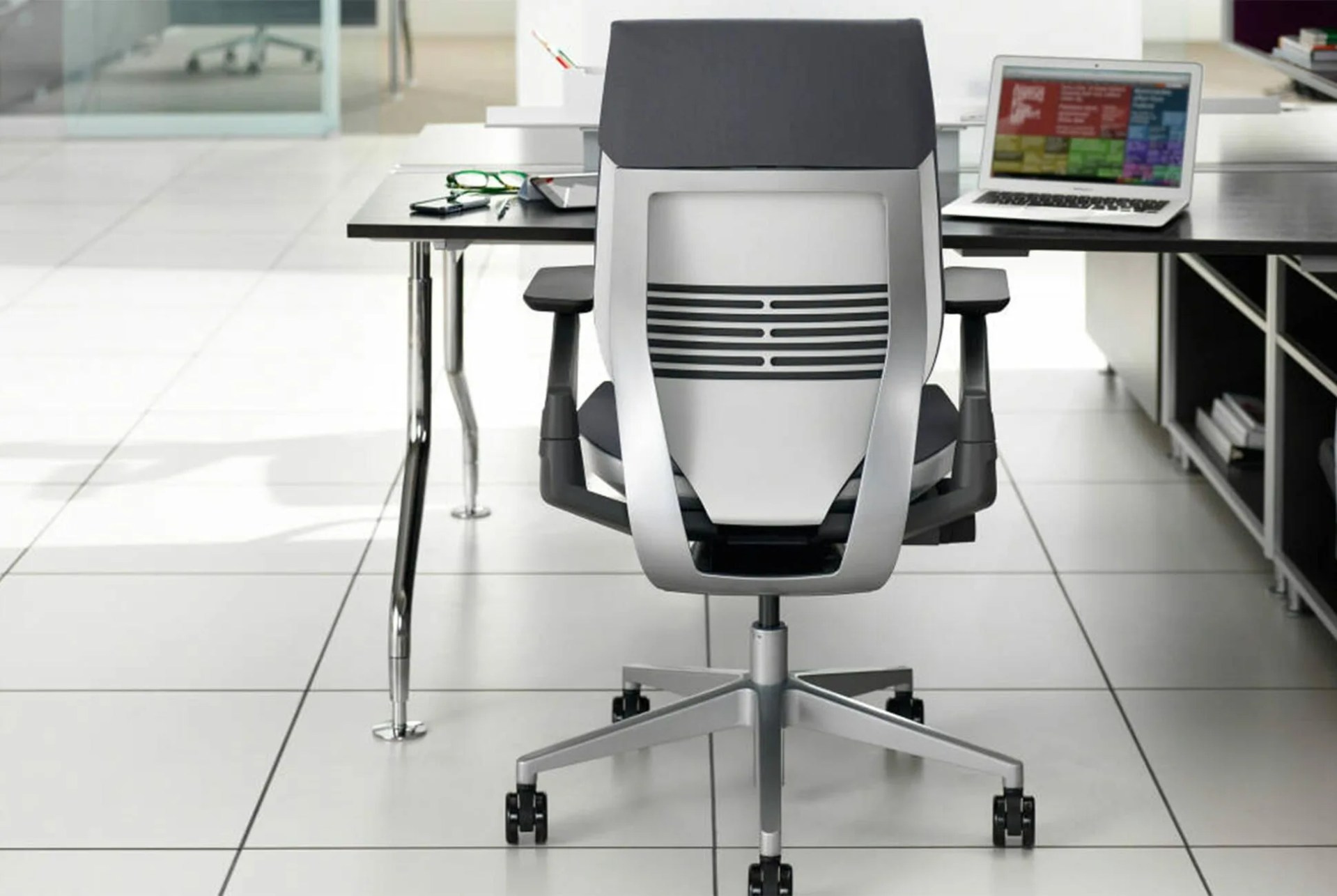 steelcase chair gear patrol full lead