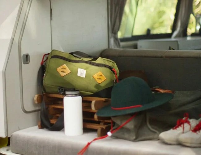 The-Best-Everyday-Briefcases-for-the-Casual-Worker-gear-patrol-full-featured