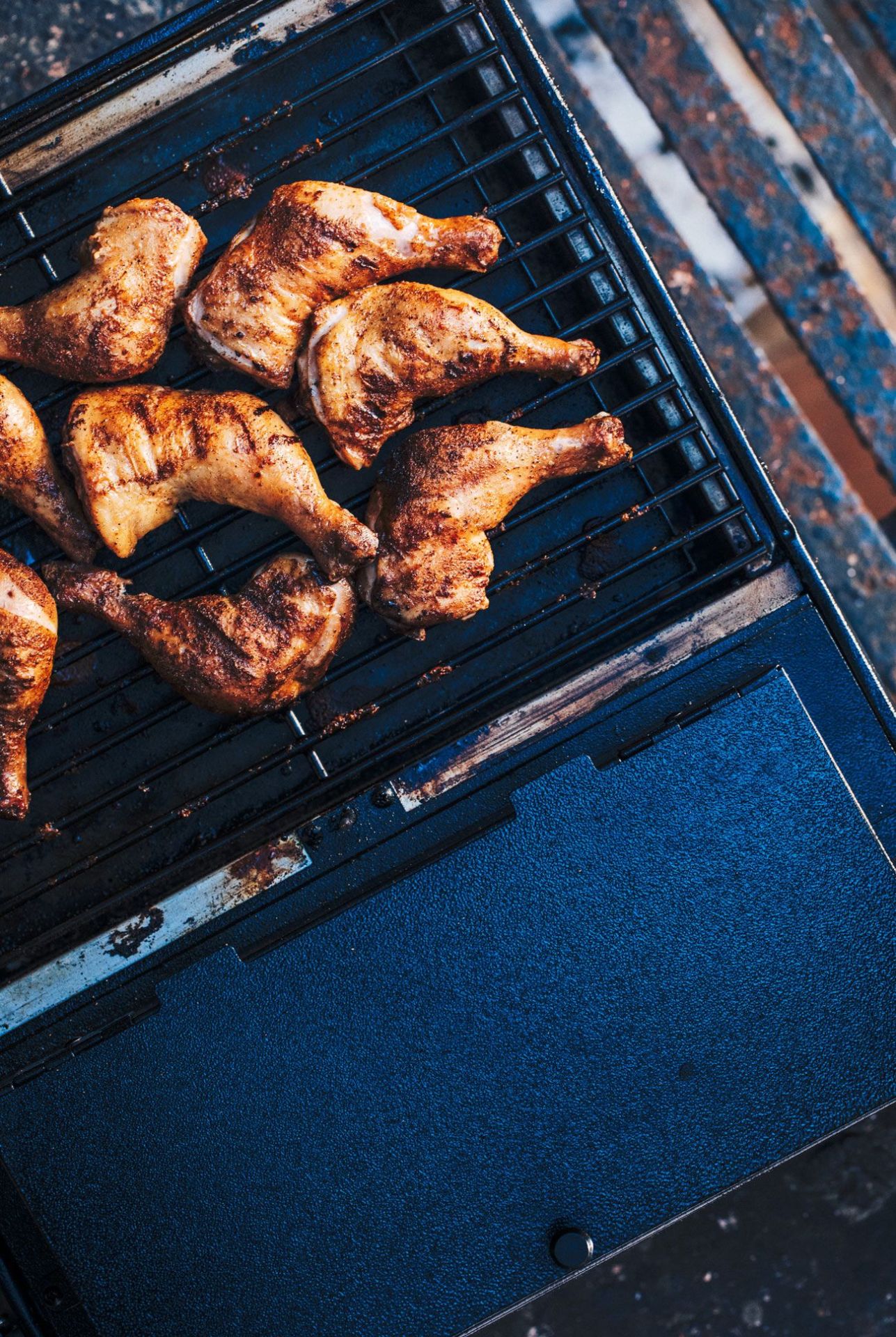 Traeger-Grill-Gear-Patrol-Ambiance