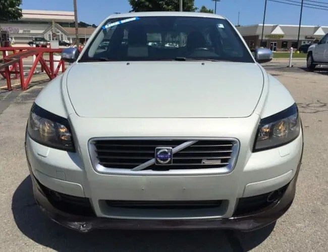 Used-Cars-Under-10K-gear-patrol-2009-Volvo-C30-R-Design