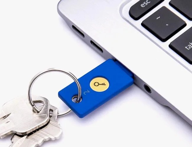 Yubico-Security-Key-gear-patrol-full-featured-2