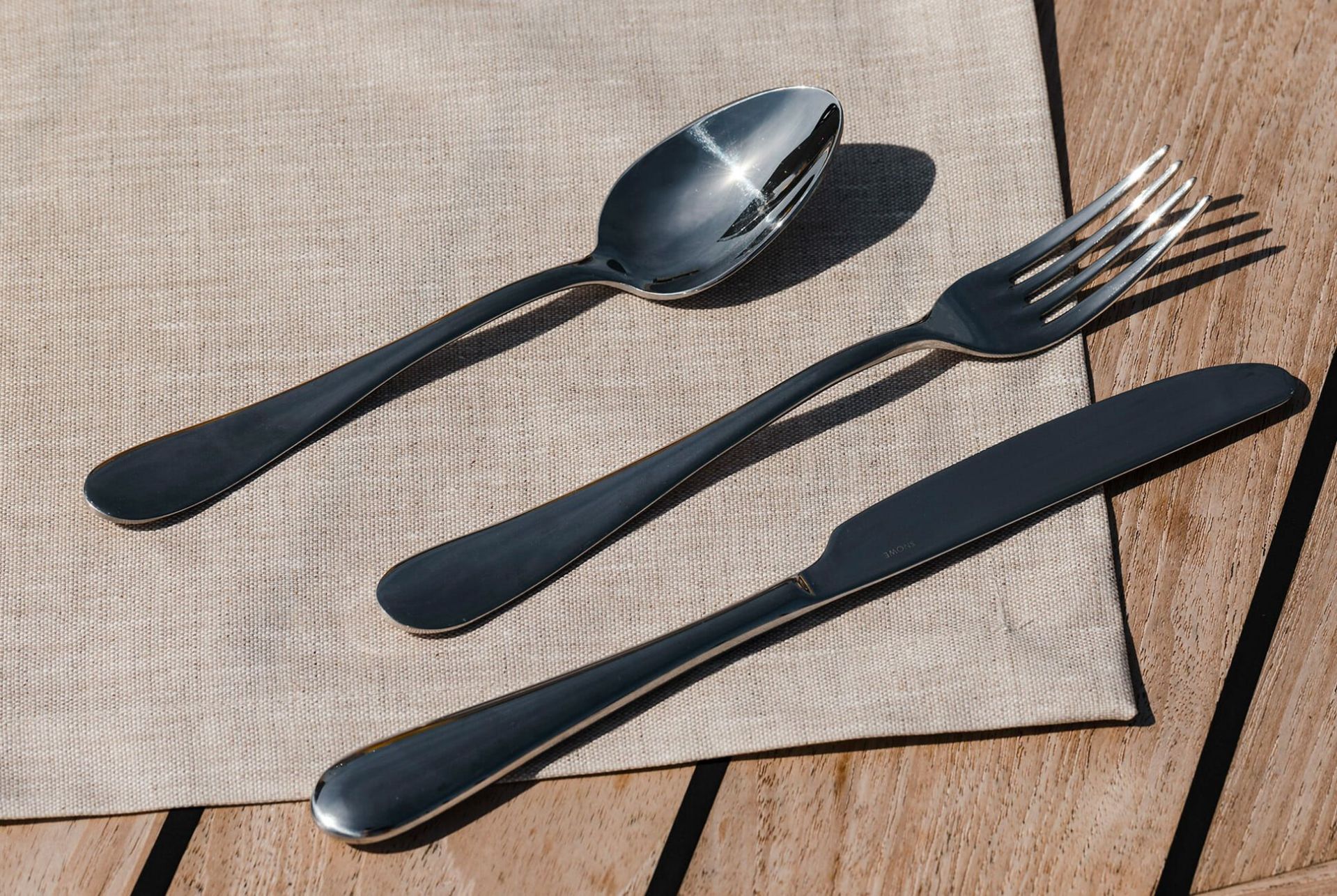 snowe-summer-gear-patrol-flatware