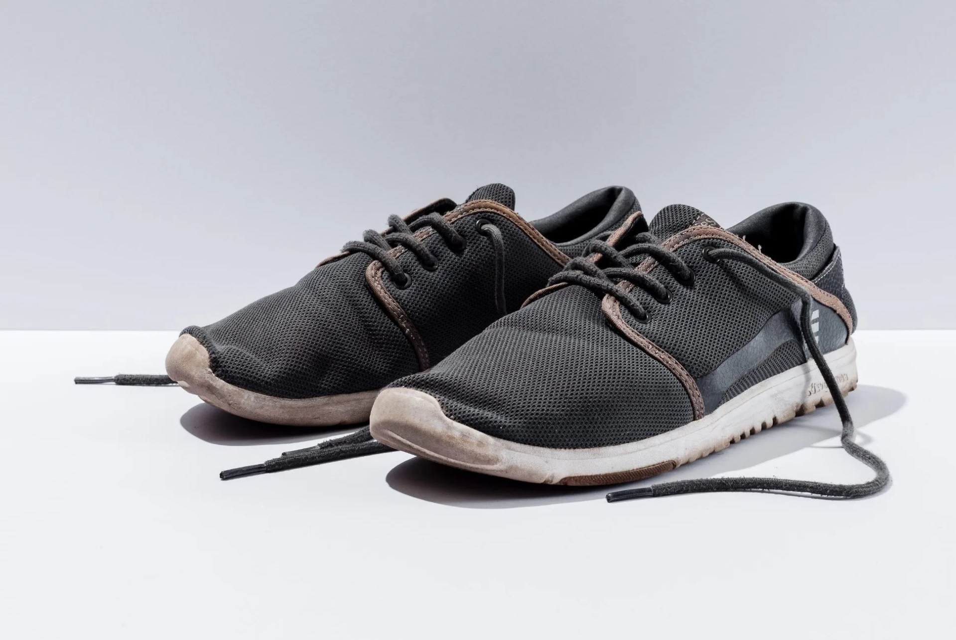 travel-shoes-gear-patrol-etnies