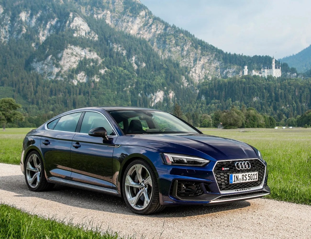 Audi-RS5-Sportback-Review-gear-patrol-ambiance