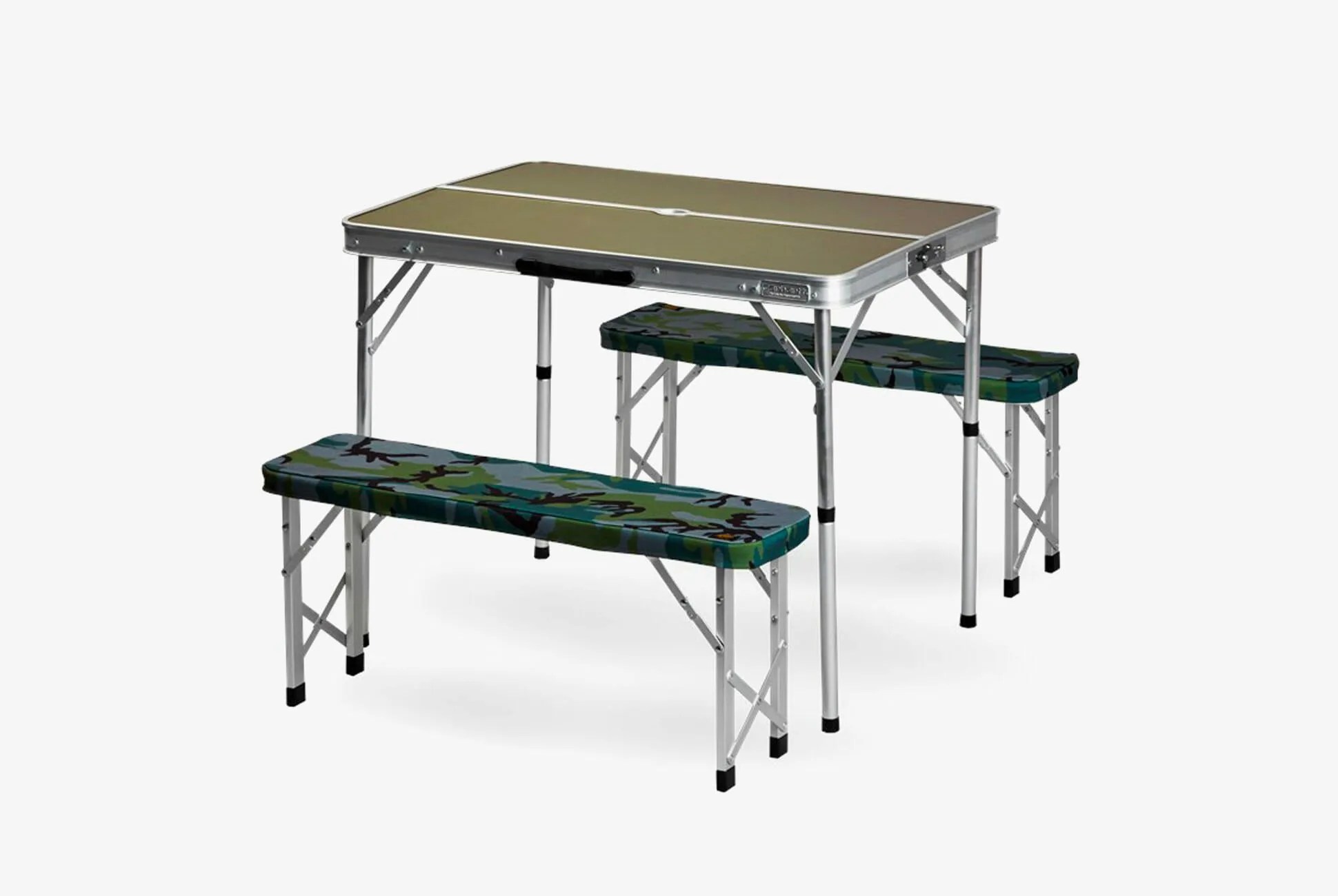 Carhartt-Table-Gear-Patrol-Lead-Full