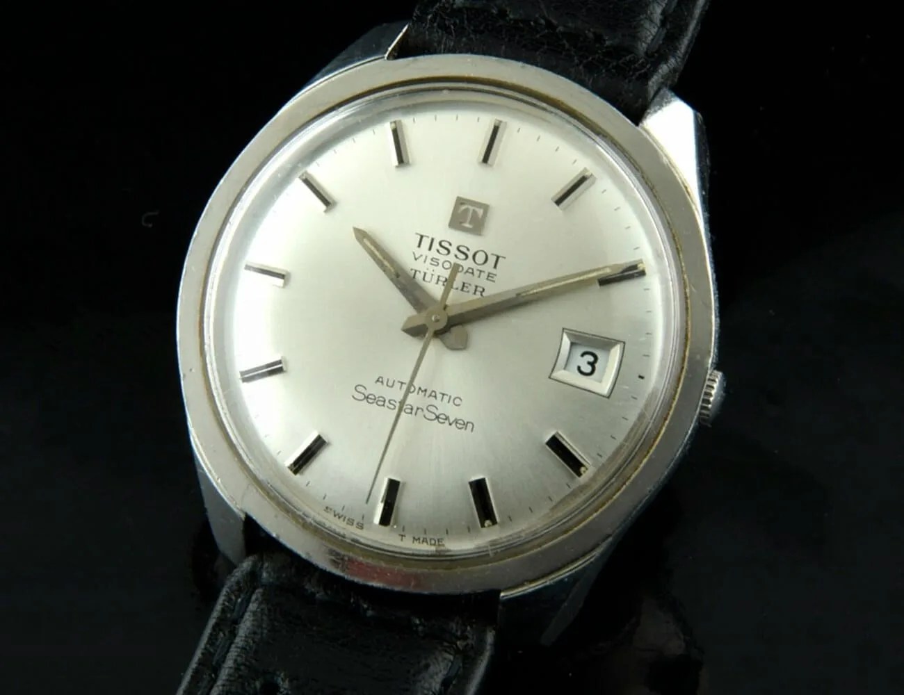 Found-3-Affordable-Vintage-Watches-gear-patrol-Eternamtic-3000