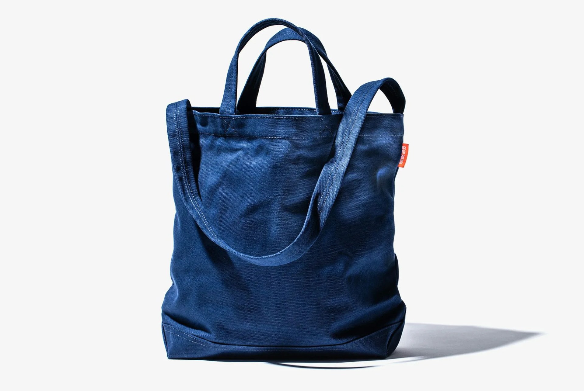 GP-Tote-Announcement-gear-patrol-slide-1