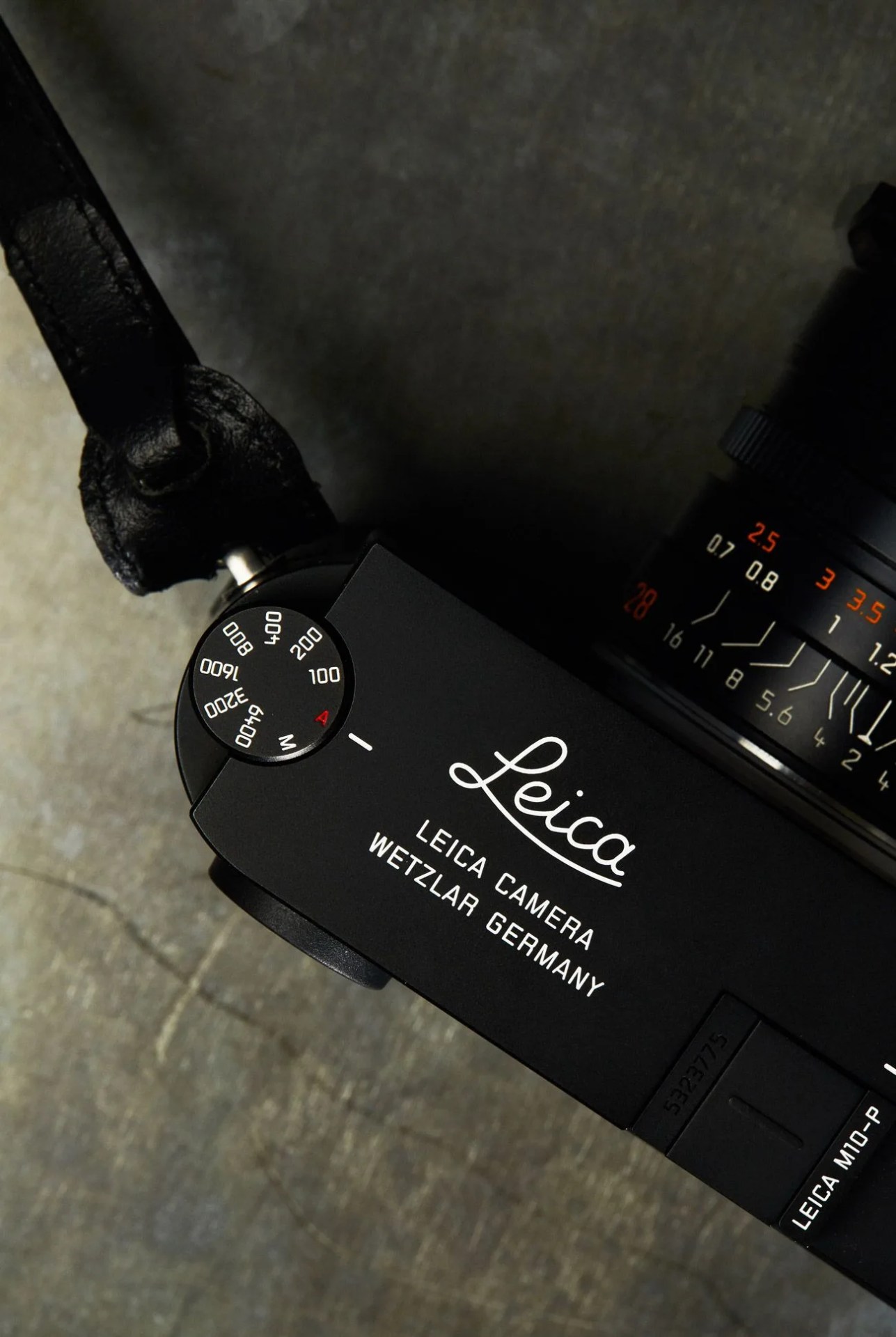 Leica-M10P-Gear-Patrol-Ambiance