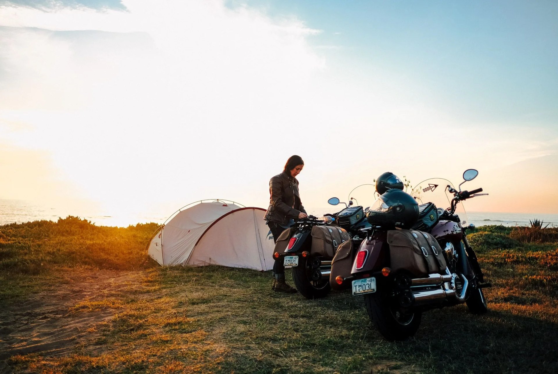 MSR-Moto-Tent-Gear-Patrol-Slide-4
