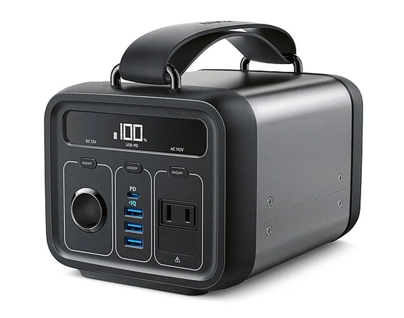 Red-Dot-Awards-gear-patrol-anker