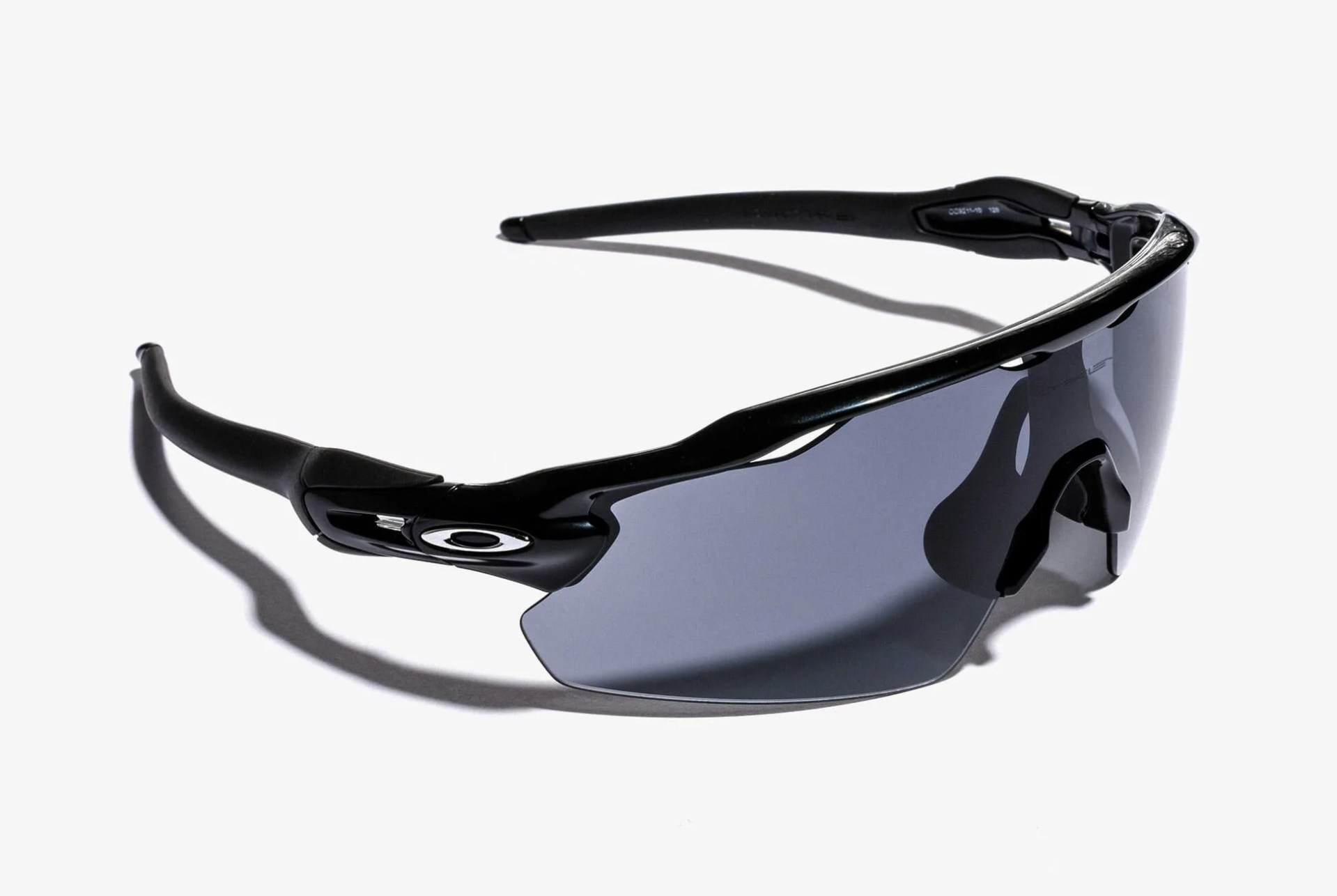 The-Sport-Sunglasses-Our-Staff-Swear-By-gear-patrol-Andy