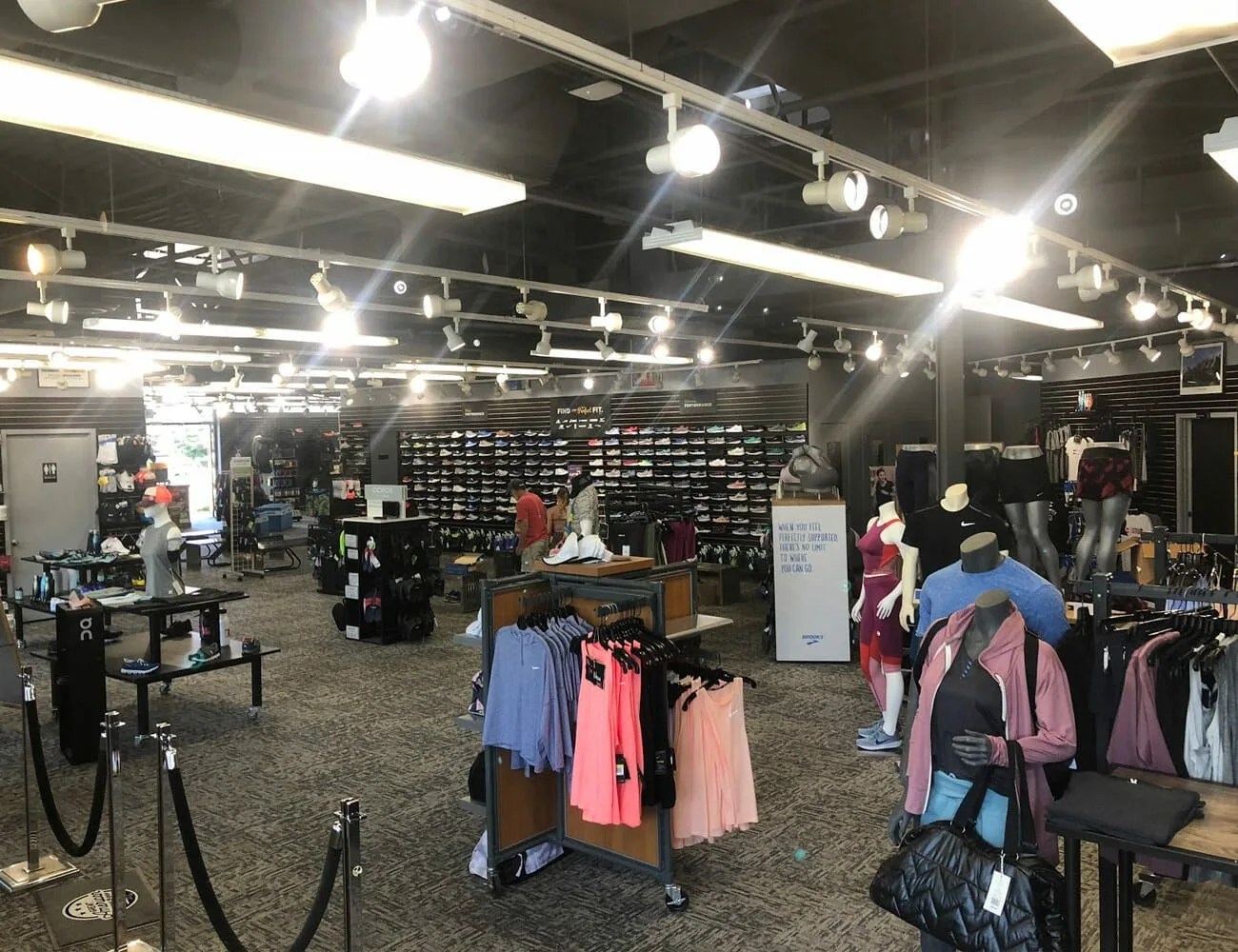 20-Best-Running-Shops-In-America-Gear-Patrol-Boulder-Running-Company