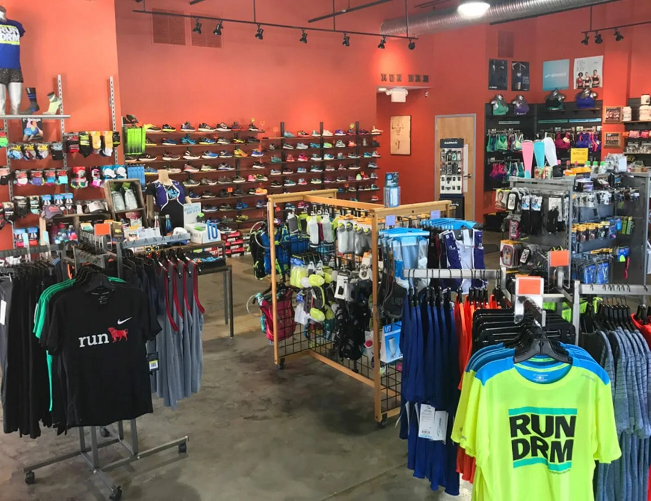 20-Best-Running-Shops-In-America-Gear-Patrol-Bull-City-Running-Company