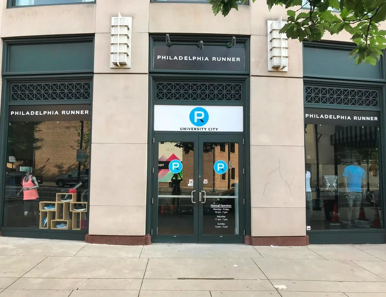 20-Best-Running-Shops-In-America-Gear-Patrol-Philadelphia-Runner