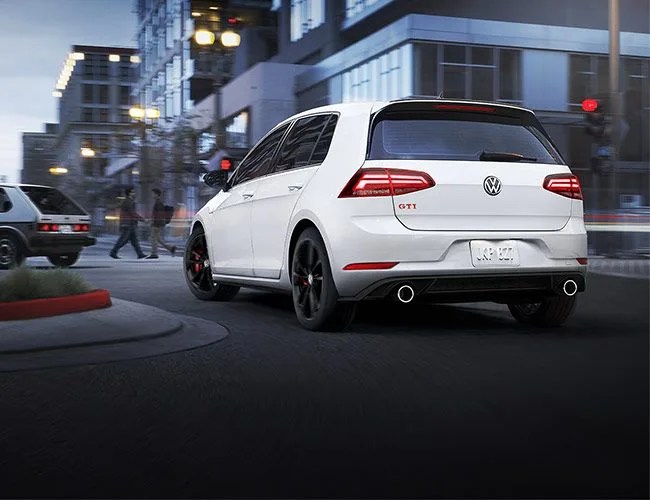 2019-Golf-GTI-Note-Feature