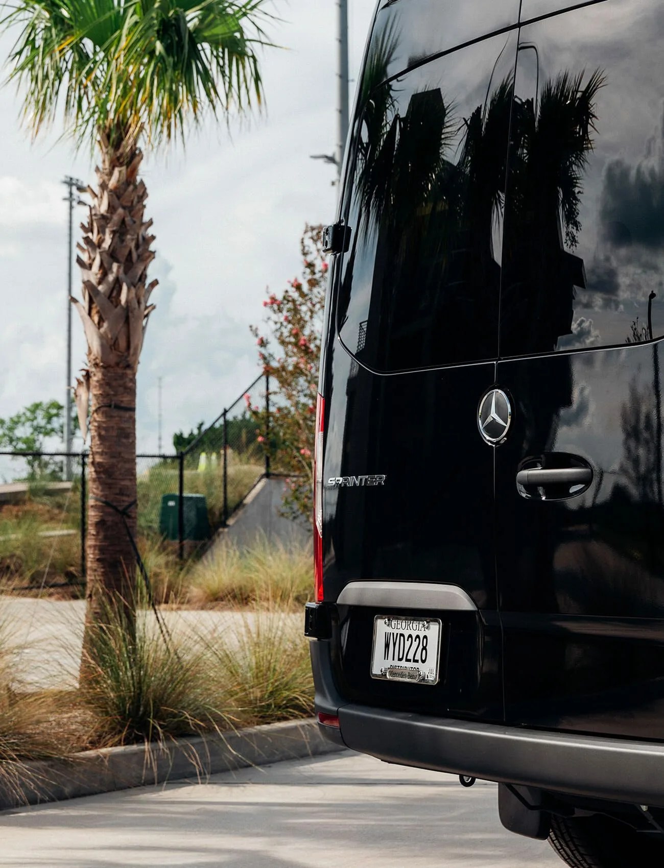 2019-Mercedes-Benz-Sprinter-Van-Review-gear-patrol-ambiance-2