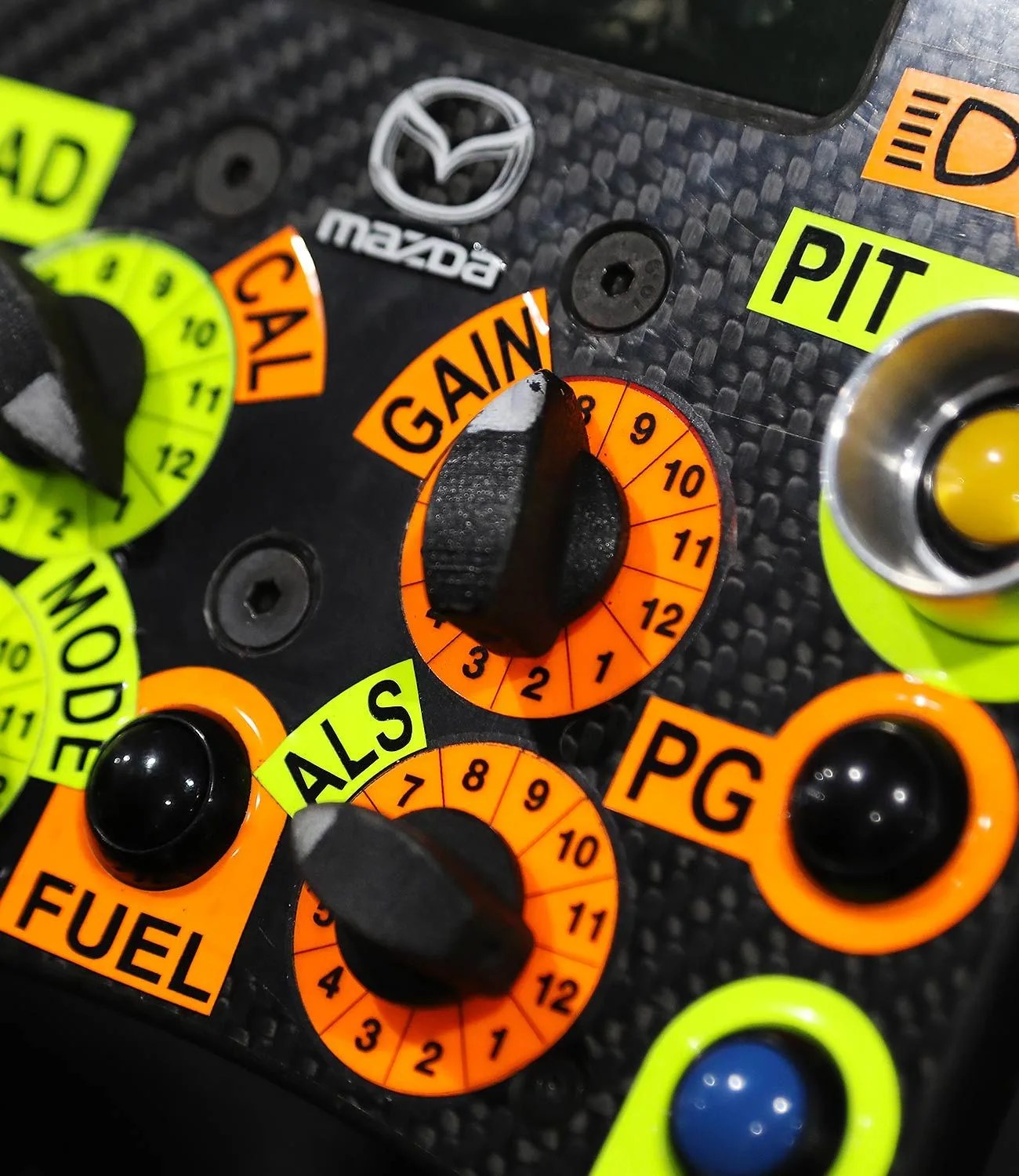 30K-Mazda-Racing-Steering-Wheel-gear-patrol-ambiance