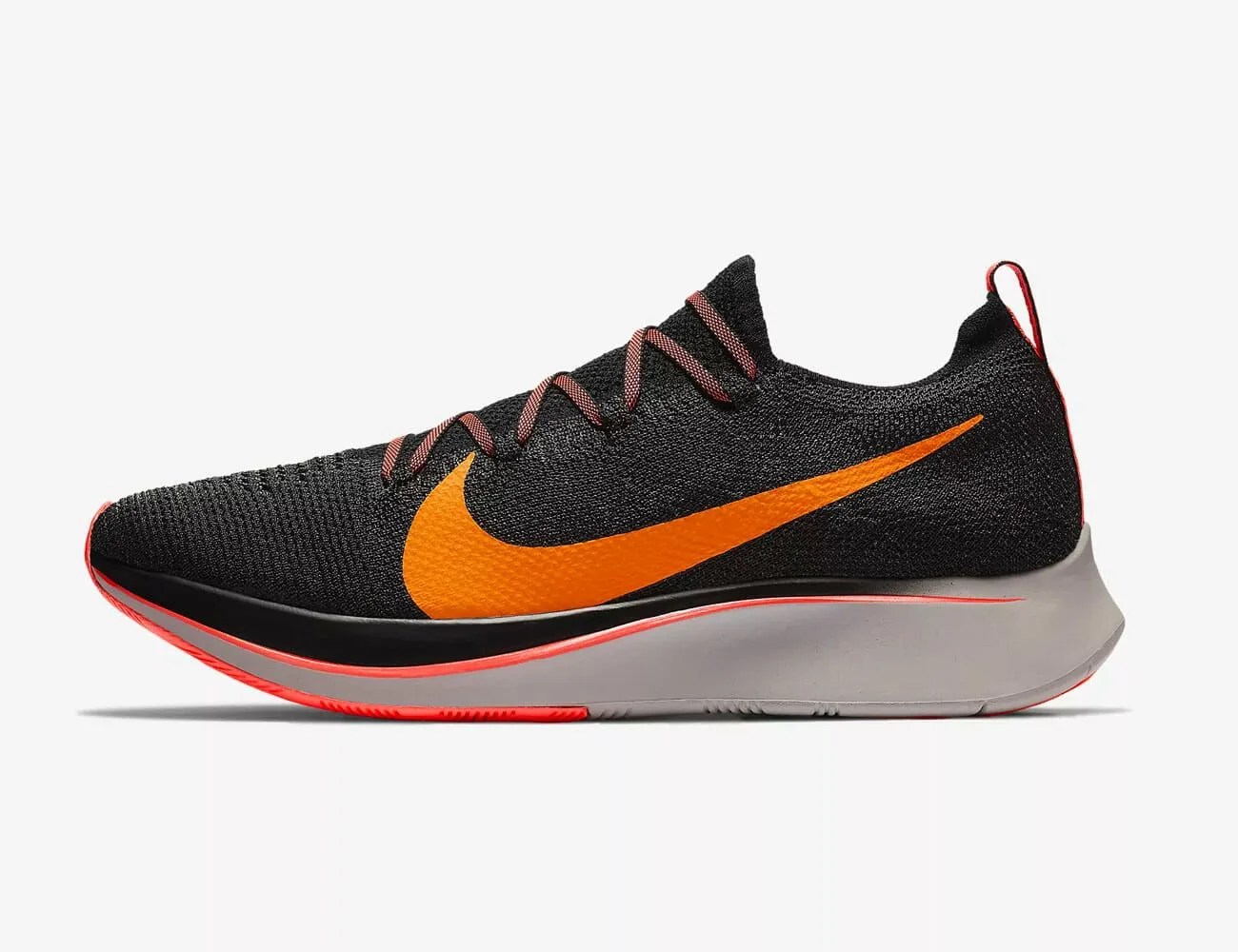 5-Best-Sneaker-Releases-Of-The-Month-Zoom-Flyknit