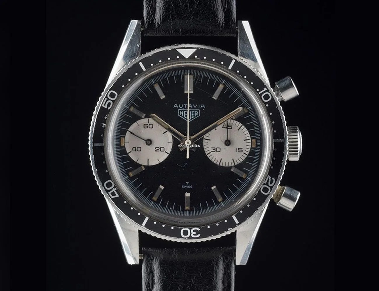 7-Vintage-and-Pre-Owned-Watches-gear-patrol-Heuer-Autavia-3646-Andretti
