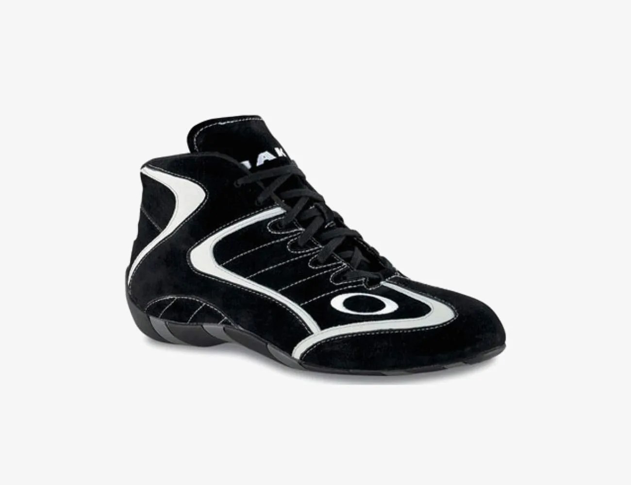 8-Essentials-For-Off-Road-Racing-gear-patrol-Oakley-Race-Mid-Boot