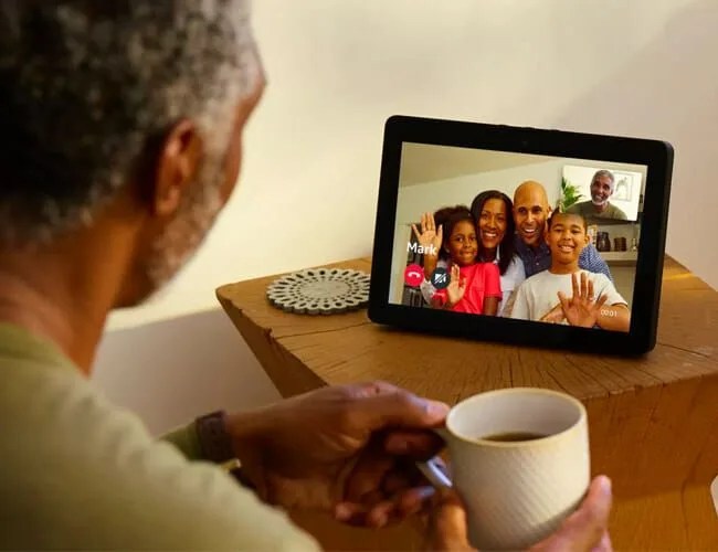 Amazon-Echo-Show-gear-patrol-feature