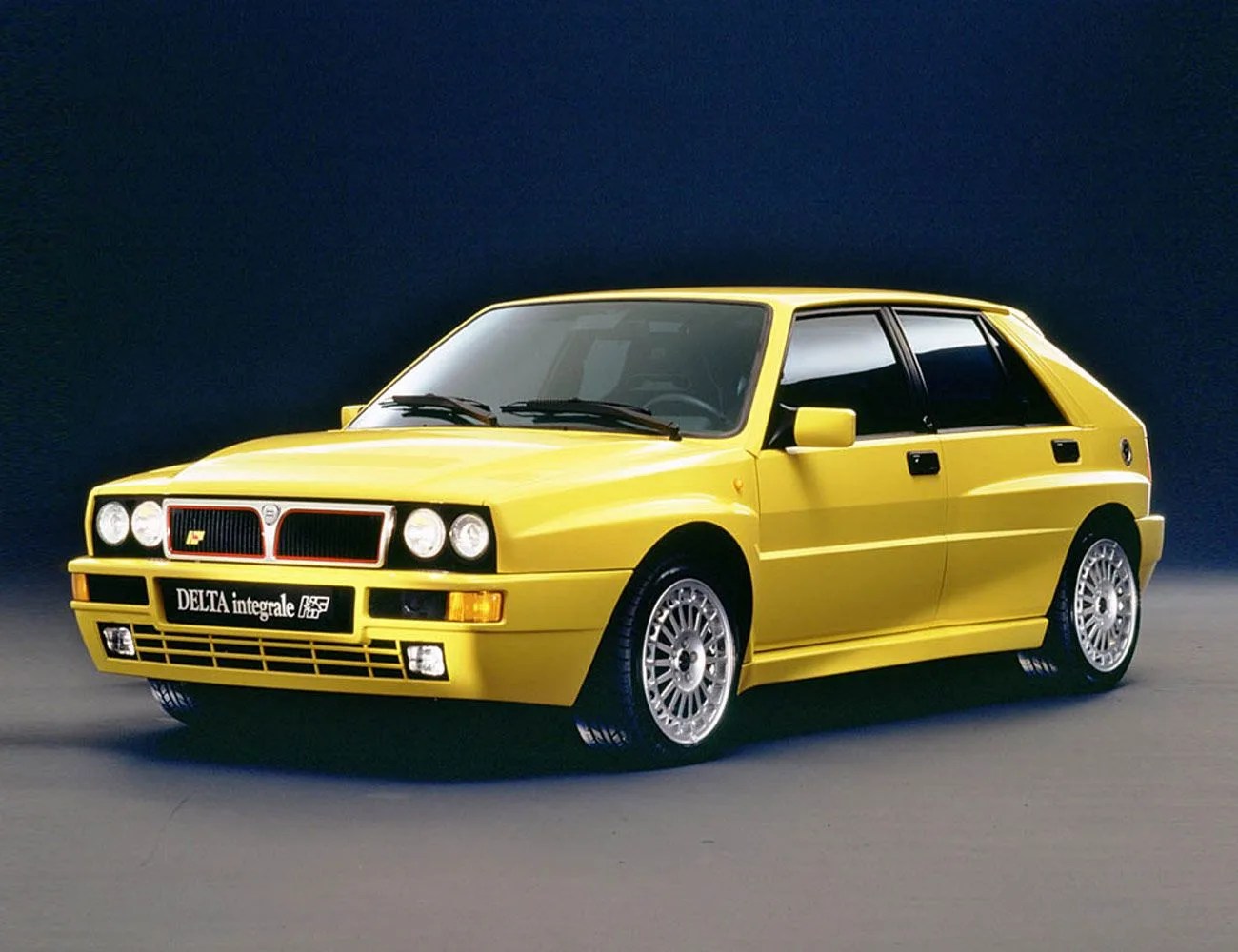 Best-Cars-Finally-Import-2018-gear-patrol-Lancia-Delta-Integrale-Evoluzione-II