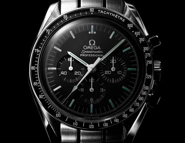 Buy-Used-Luxury-Watches-gear-patrol-lead-feature