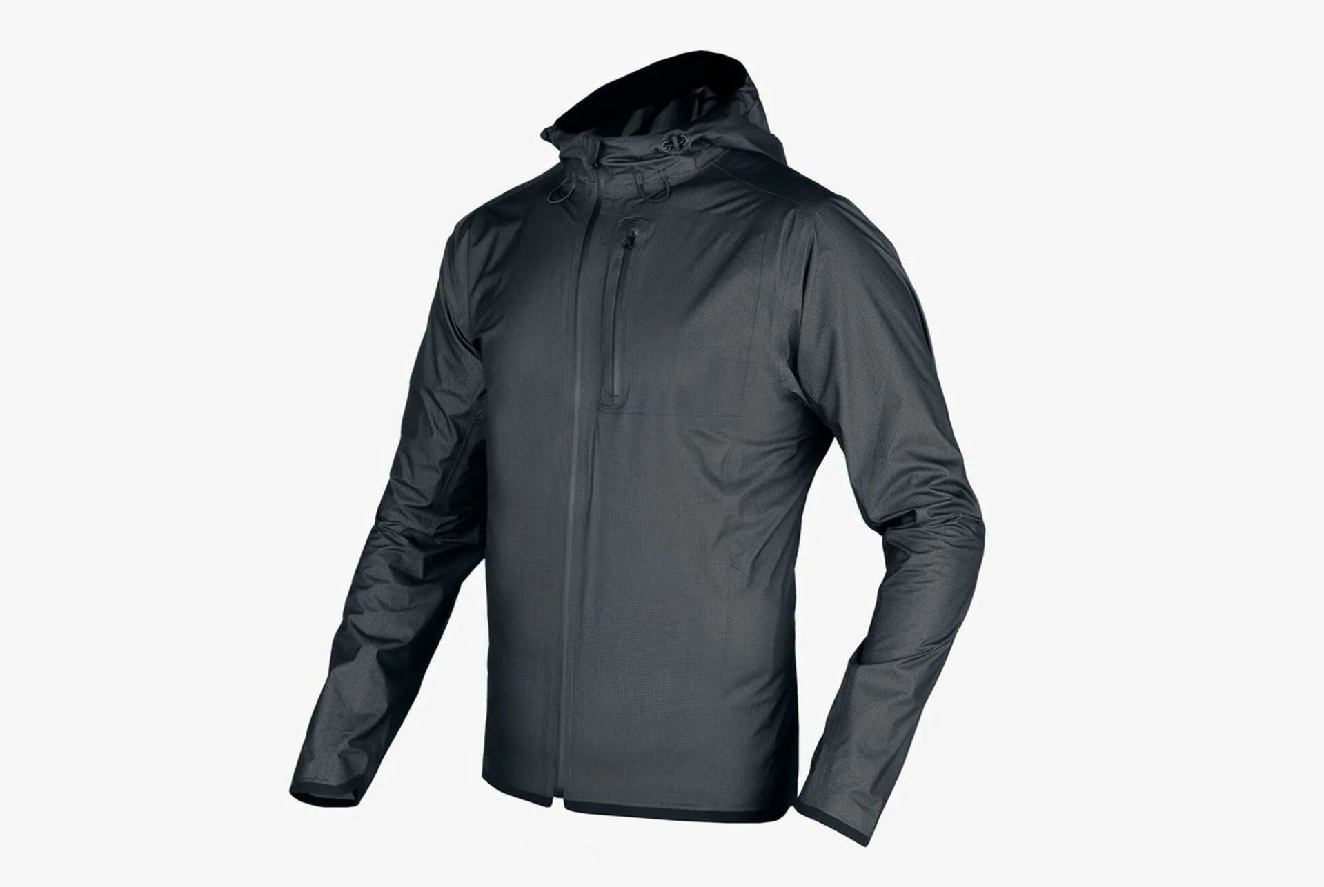 Mission-workshop-Rain-Jacket-Note-Gear-Patrol-Lead-Full