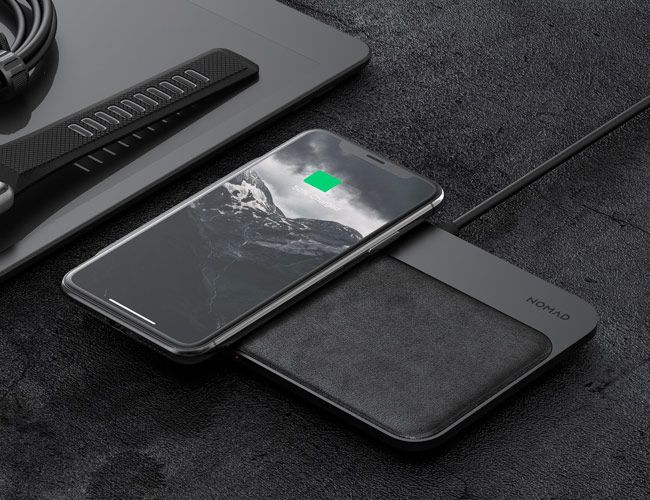Nomad-Power-Bank-Note-Gear-Patrol-Feature