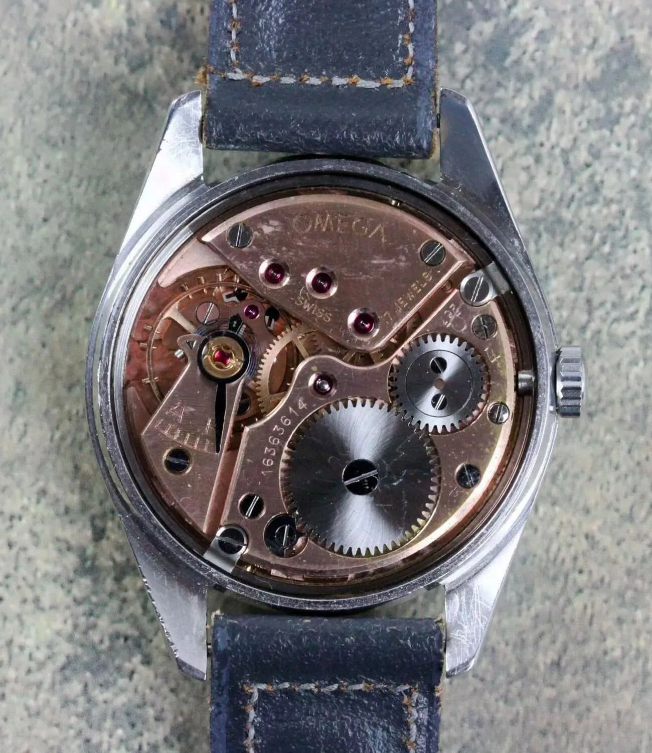 Omega-Seamaster-Ranchero-gear-patrol-ambiance-2