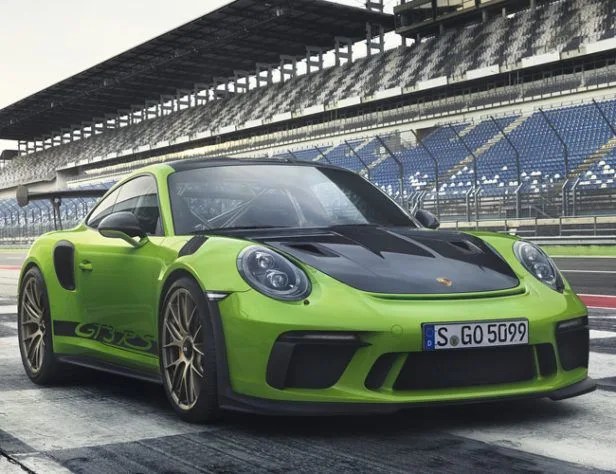 Porsche-911-GT3-RS-991-gear-patrol-lead-feature
