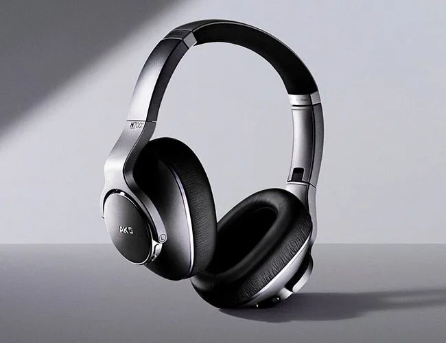 Samsung-AKG-N700NC-gear-patrol-feature