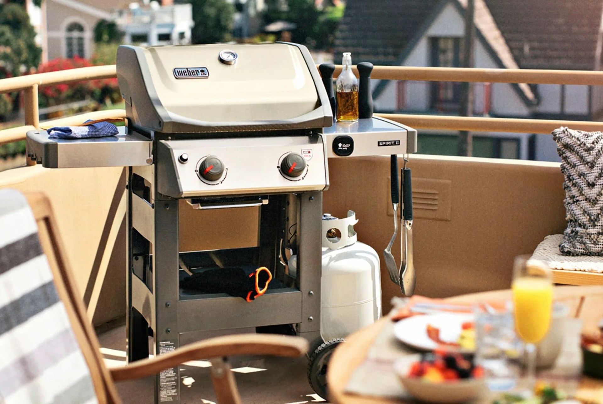 Weber-Deal-Gear-Patrol-Lead-Full